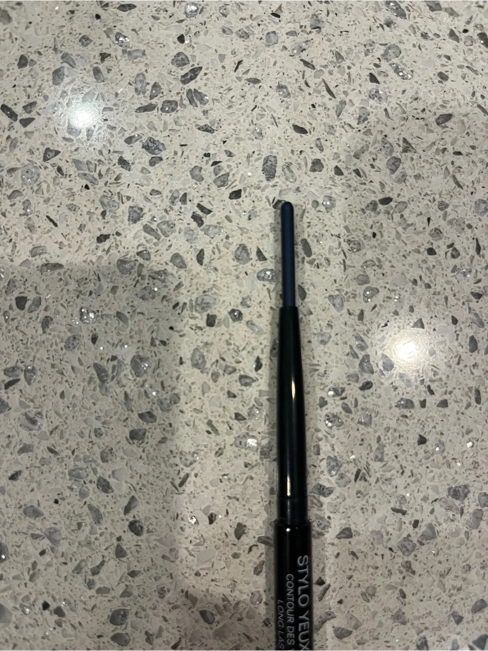 EUC CHANEL Eyeliner - Picture 5 of 8